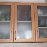 Купить кухонный верхний модуль с полками витрина в Донецке
