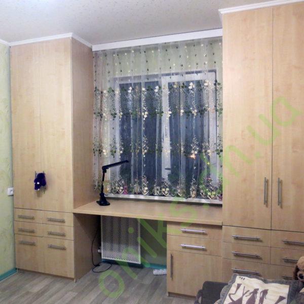 Купить распашной шкаф со столом в Донецке
