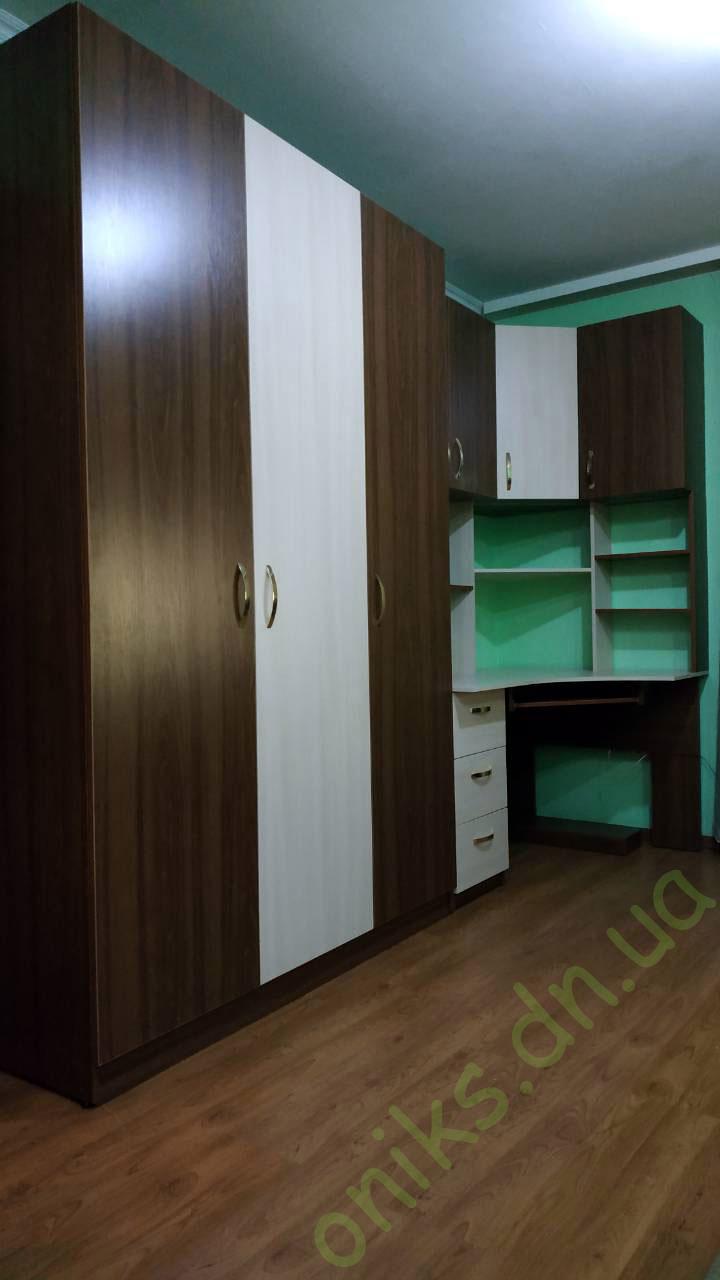Купить трехдверный шкаф в Донецке