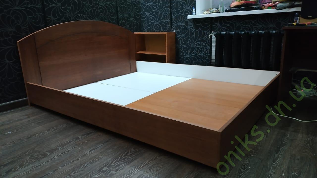 Купить двуспальную щитовую кровать в Донецке