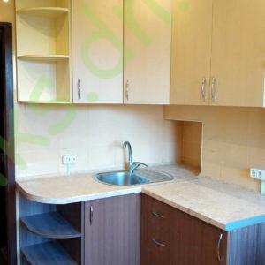 Купить угловую комбинированную кухню с увеличенными верхними шкафами в Донецке