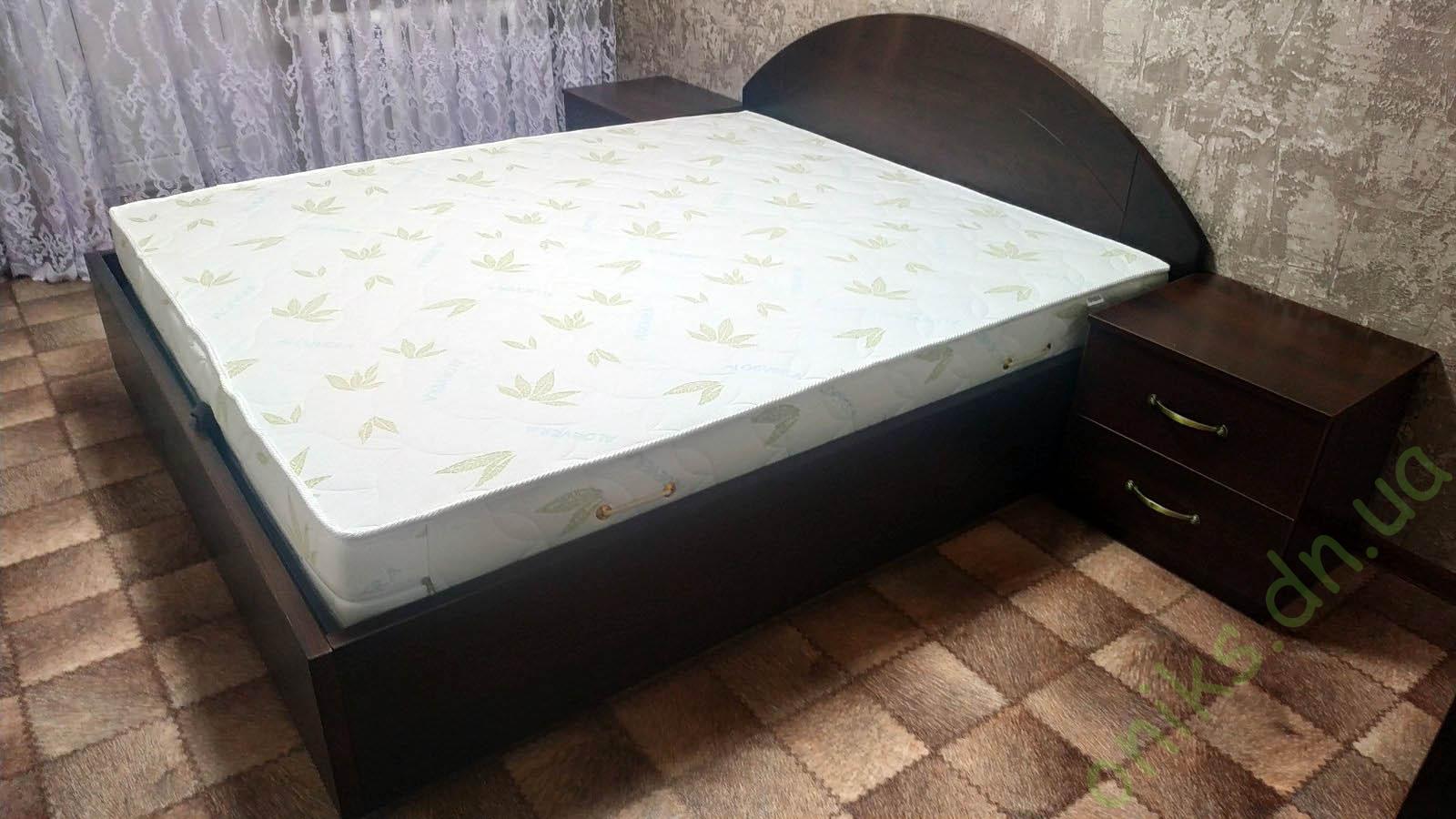 Купить кровать двуспальную с подъёмным механизмом в Донецке