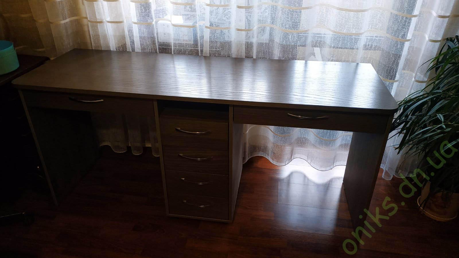 Купить стол письменный для двоих детей в Донецке