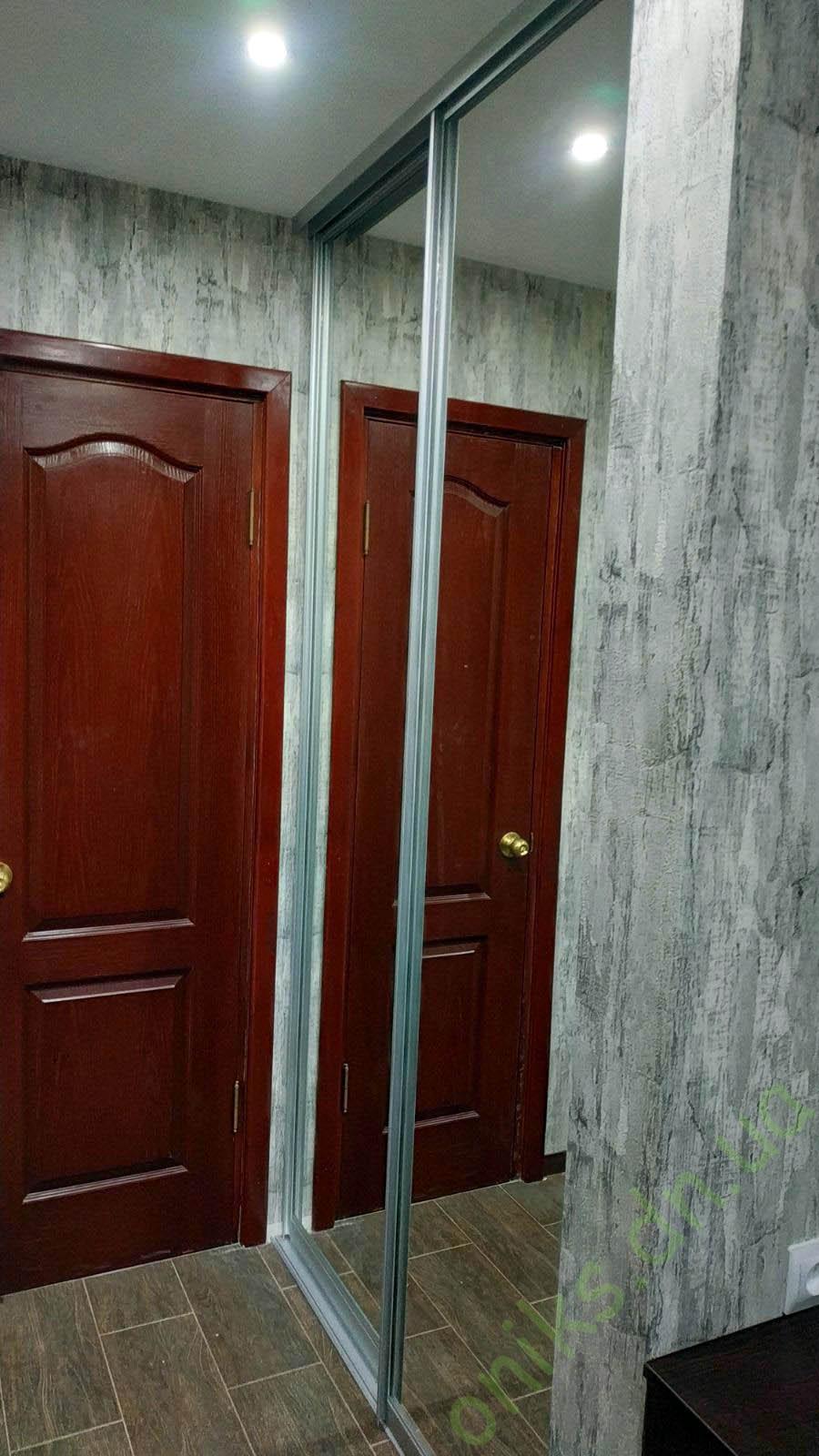 Купить шкаф-купе с раздвижными дверями встроенный в нишу в Донецке